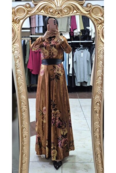 Mintaş فستان مخملي بنمط