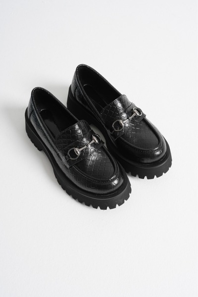 La Vivien Women's Black Buckle Casual Comfortable Loafer