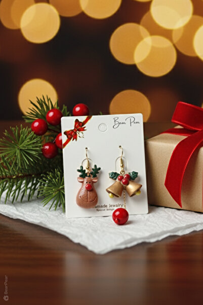 BearPear Yılbaşı Konseptli Asimetrik Küpe Serisi Ren Geyiği ve Çan Küpe