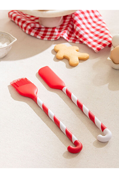 LC Waikiki اختيارات أنيقة من إسوڤاب للملابس |   مجموعة أدوات تقديم الطعام ذات طابع العام الجديد مكونة من قطعتين