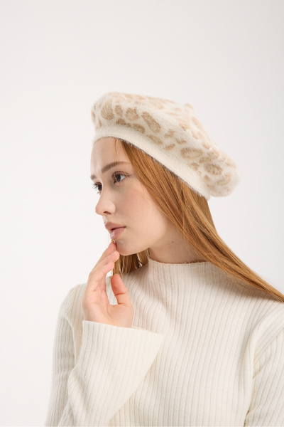 OX-RA Leopard Patterned Plush Painter Beret