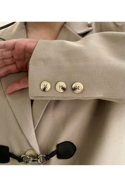 Quzu Toka Aksesuarlı Oversize Blazer Ceket Bej