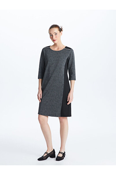 LC Waikiki Γκρι φόρεμα με λαιμόκοψη με αυτοσχεδιασμένο σχέδιο