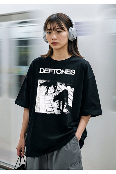 Freak Tshirt Black Color Deftones Printed Unisex Oversized Cut T-Shirt
