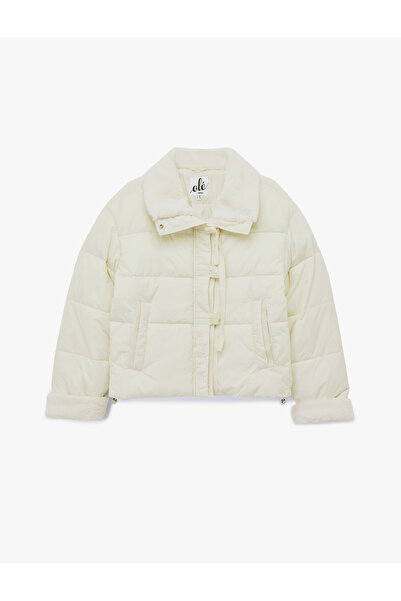 Koton Long Sleeve Faux Fur Collar Zipper Pocket Quilted Jacket