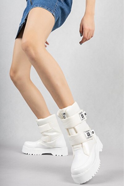 Cream Miah White Patent Leather Snow Boots