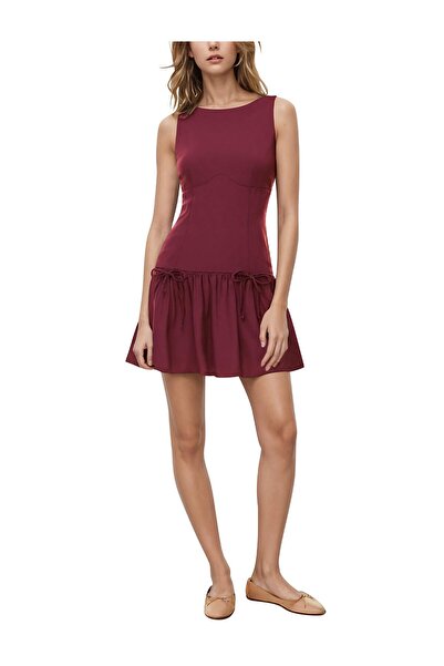 OEM Elegant dress with bows.