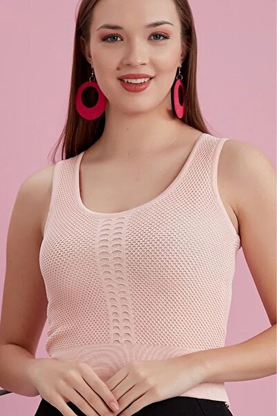 Alışveriş Sokağı بلوزة بتصميم دانتيل بطبقة مزدوجة بلون البودرة