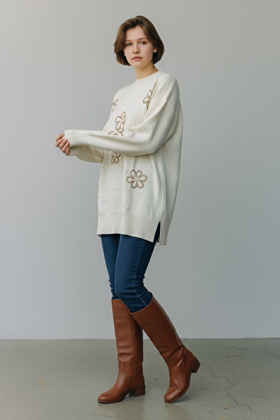 NEWCO Stone Embroidered Floral Pattern Round Neck O Oversized Knitwear Sweater