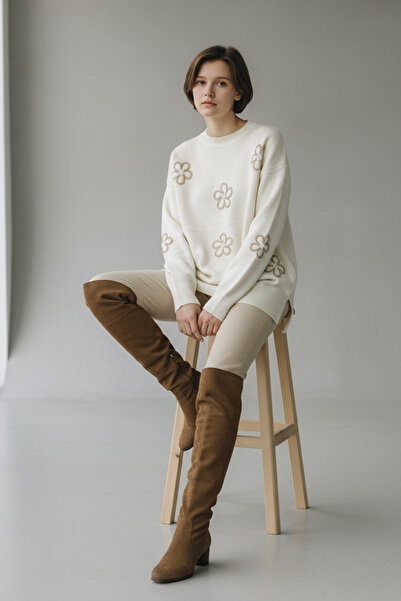 NEWCO Stone Embroidered Floral Pattern Round Neck O Oversized Knitwear Sweater