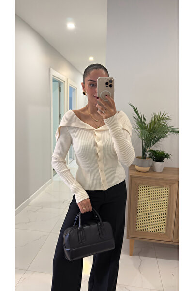 BİRCANÇİL Utera Cream Buttoned Collar Detailed Cardigan