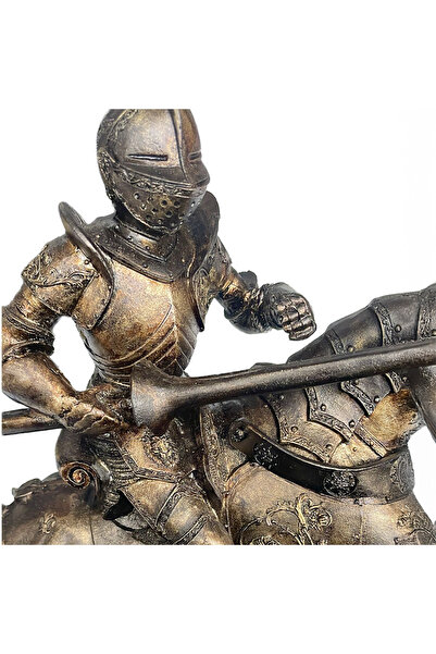 Gemma Statuette of a medieval soldier on horseback - knight with antique decoration