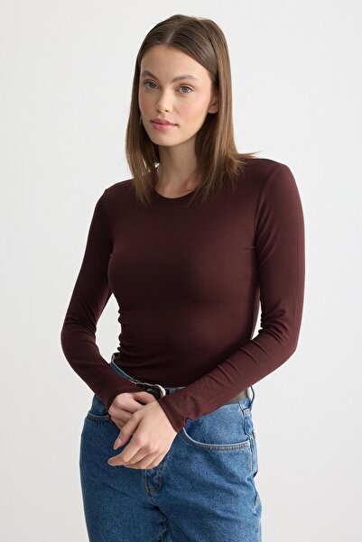 ipekton studio Long Sleeve Crew Neck Combed Cotton Bodysuit Bitter Brown