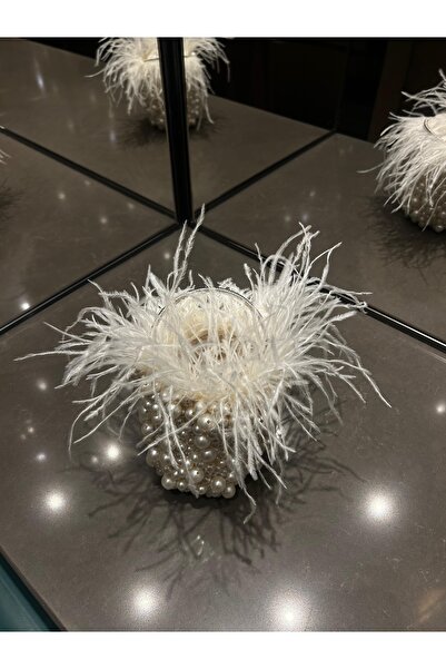 Merve Bayraktar Pearl Feather Bag