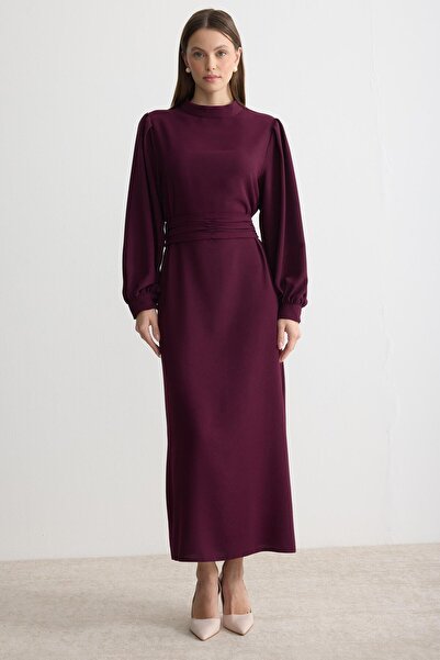 ipekton studio فستان كريب بحزام باللون البرقوقي