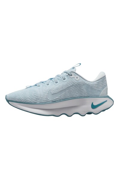 Nike Women's Motiva Sneakers DV1238-400