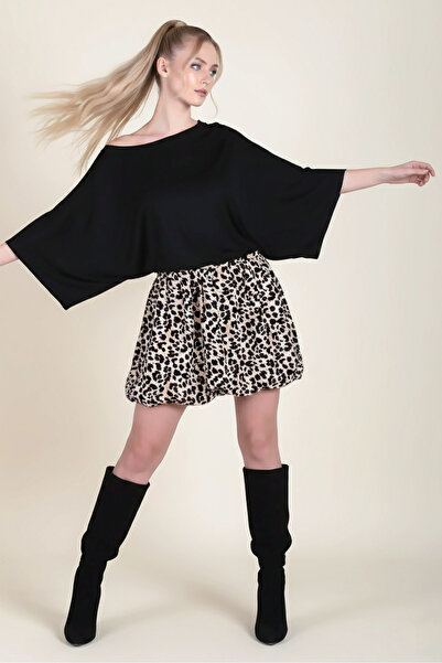 armonika Women's Black Boat Neck Batwing Sleeve Blouse Arm-26K042018