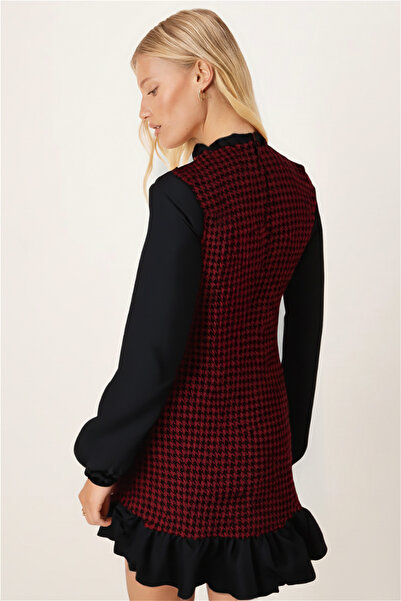 armonika Women's Burgundy Dress with Ruffled Collar and Hem with Houndstooth Pattern Arm-21Y001080