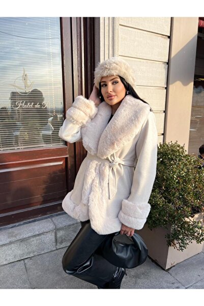 Göker Life Luxury Short Coat with Collar Detail