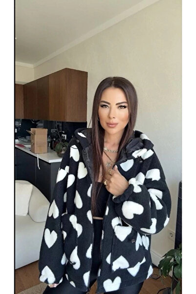 Zerenyus Heart Plush Jacket Lined Inside Black and White
