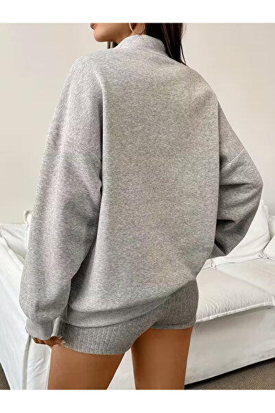 AMMA Women's Long Zipper Detailed Kangaroo Pocket Sweatshirt