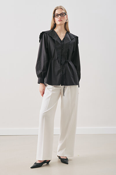 Manuka Embroidered Wide Collar Shirt Black