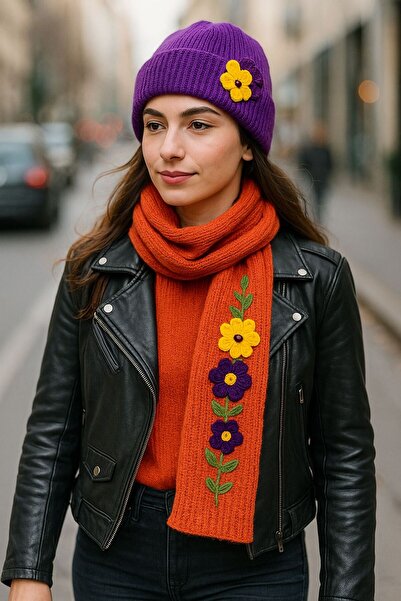 Gönülden Tasarım Hand Knitted Flower Embroidered Women's Scarf and Beanie Set