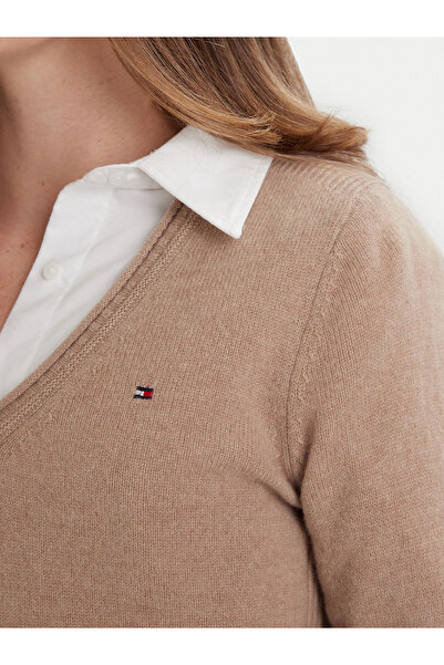 Tommy Hilfiger Women's Regular Fit Pure Wool V-Neck Long Sleeve Light Brown Sweater Ww0Ww43505-Adm