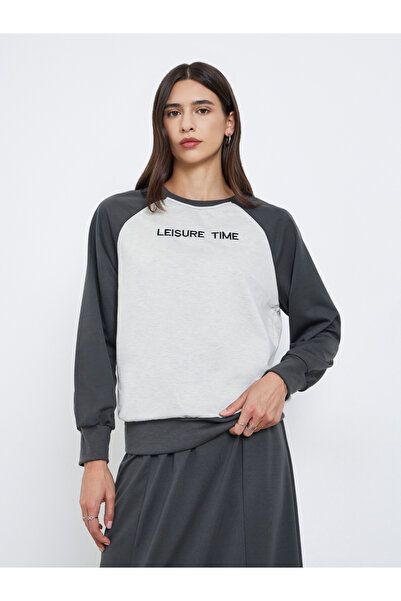 Styli Color Block Slogan Sweatshirt and Skirt Co-Ords