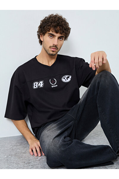 Styli Black Graphic Print Boxy Fit T-Shirt