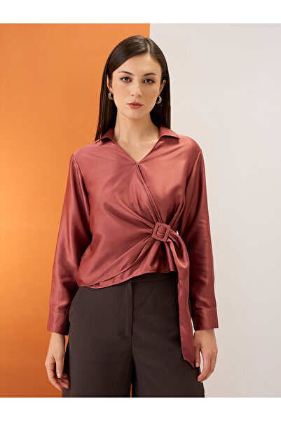 Globus By Styli Women Solid Shirt Collar Twisted Buckle Detail Top