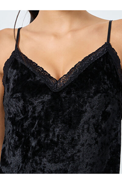 Styli Velvet V Neck Lace Cami and Shorts Set