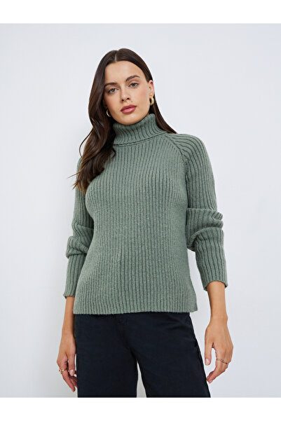 Styli Boxy Regular Length Turtle Neck Sweater
