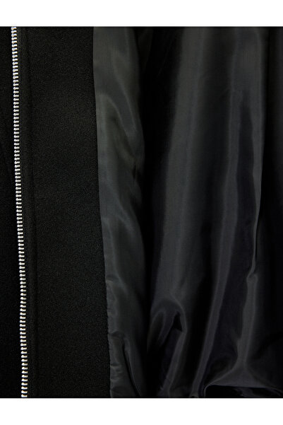 Koton Jachetă cu mânecă lungă, cu guler clasic și fermoar