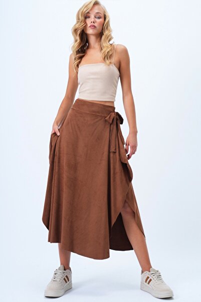 VAGGON Asymmetrical Cut Tie-Waist Faux Suede Skirt