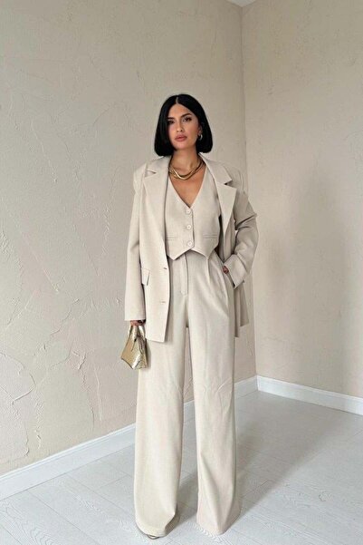 Modaiconu طقم جاكيت وسترة وبنطلون باللون البيج