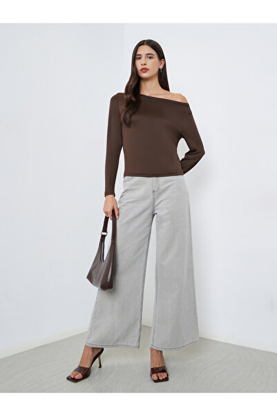 Styli Brown Asymmetric Neck Slim Fit T-Shirt