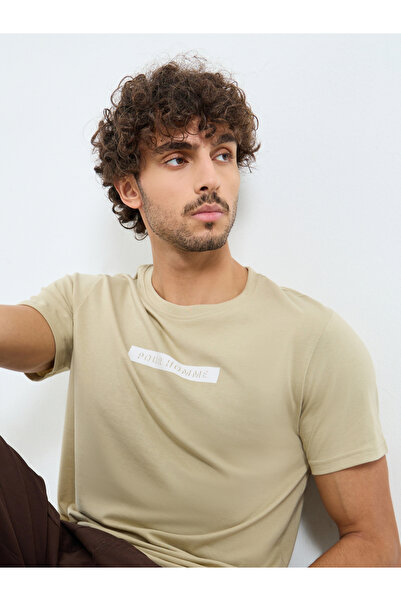Styli Khaki Crew Neck Slogan Print T-Shirt