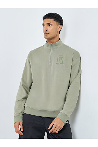 Styli Men Khaki Slogan Print Half Zip Sweatshirt