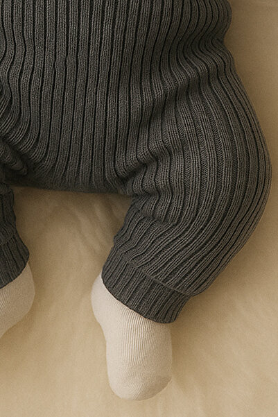 LilJoy Baby Sweater Salopet and Beanie Set – 3-Piece Knitwear Winter Set