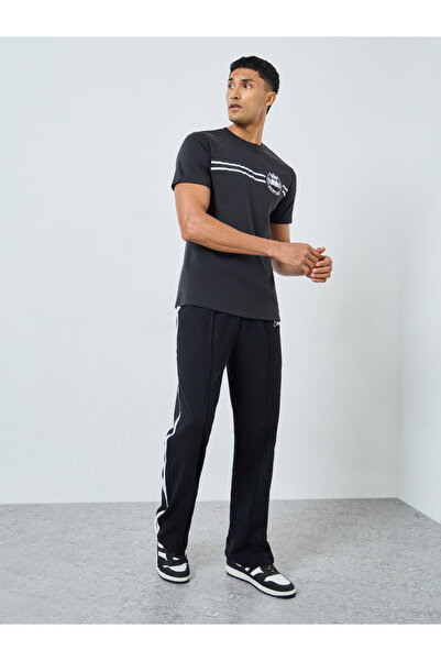 Styli Black Graphic Print Crew Neck T-Shirt