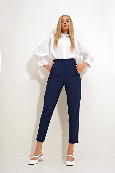 VAGGON Women's Navy Blue High Waist Carrot Pants Prmx12656