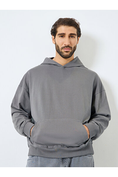 Styli Men Grey Printed Oversized Hoodie