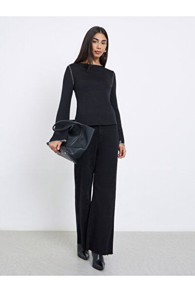 Styli Black Knit Top with Overlock Seam