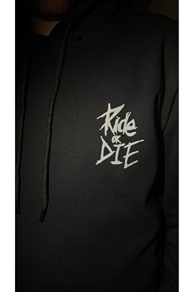 MODA Hanorac negru cu glugă și imprimeu reflectorizant