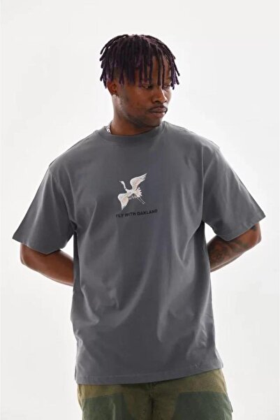 Adora Moda Унісекс футболка з принтом Oversize - Фума