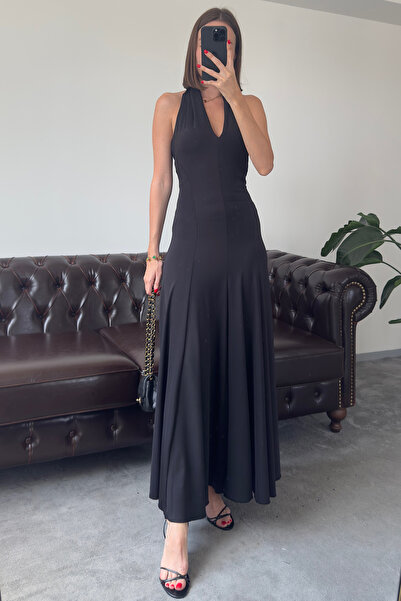 MAGARDE فستان متميز من إنتاج خاص - أسود