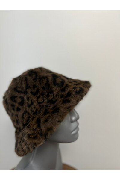 Butik Kadın Tüylü Peluş Kışlık Şapka – Soğuk Havalar İçin Trend ve Sıcak Tasarım