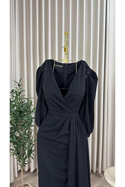 Dar Tulip An elegant dress for weddings and special occasions