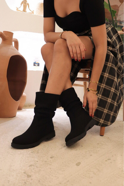 Yula Fashion Shoes Chelby Siyah Süet Dikişli Taban Körüklü Günlük Kadın Botu